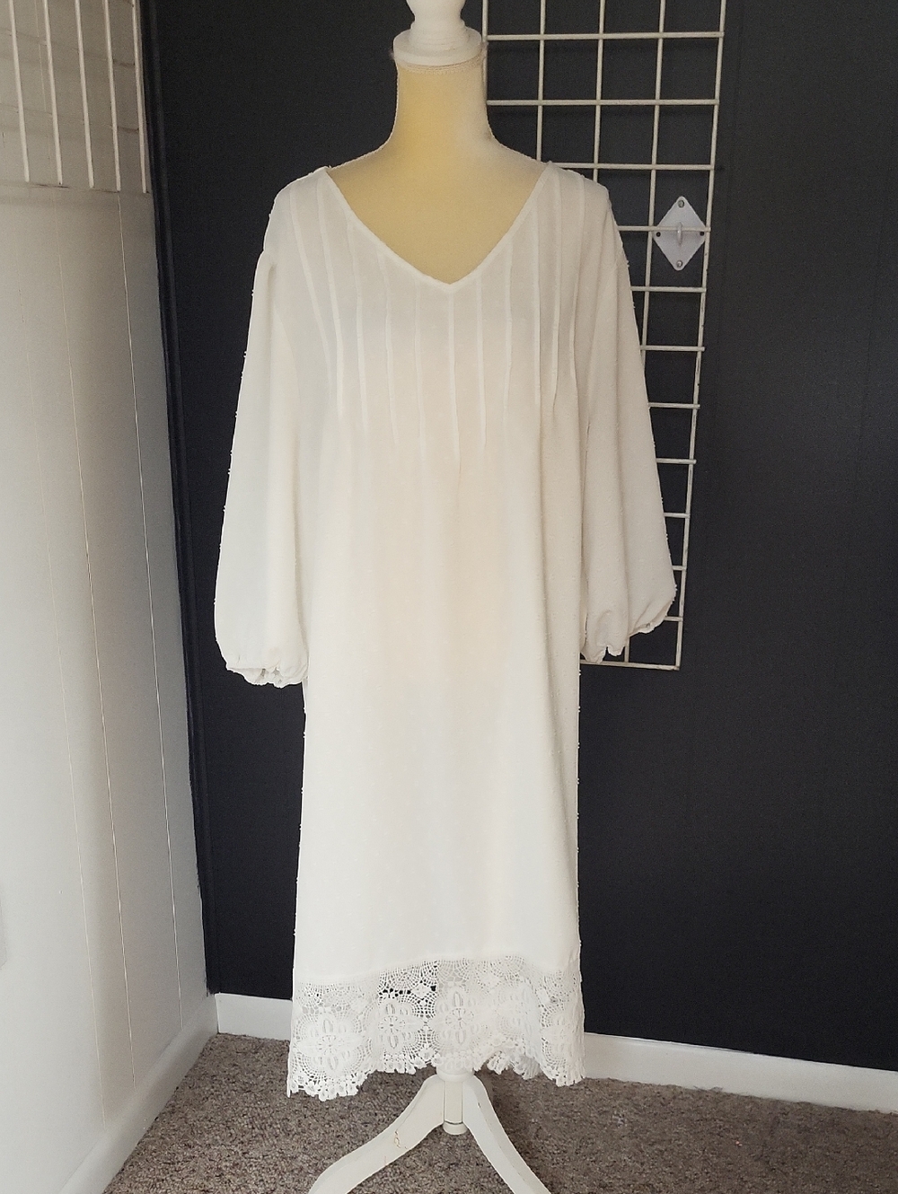 Bright White V-neck Midi Dress with Lace Trim Hem, Size 5X